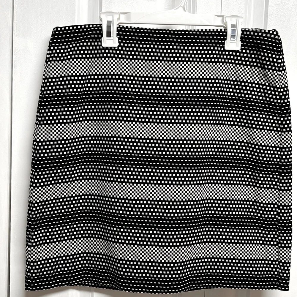 Loft Gray Black Checker Woven Cotton Blend Pencil Skirt Size 8